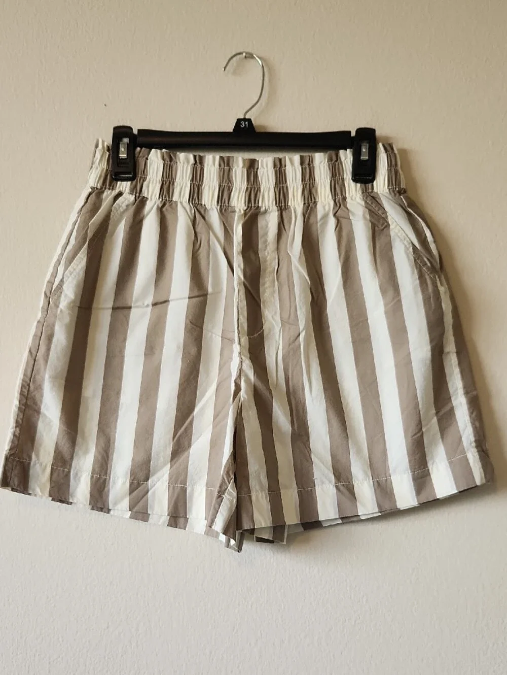 aerie - Like New Taupe/Cream Stripe Good Day Shorts - M - Picture 2 of 4